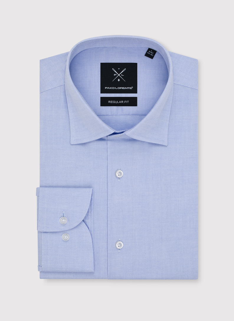 Mėlyni vyriški marškiniai ilgomis rankovėmis