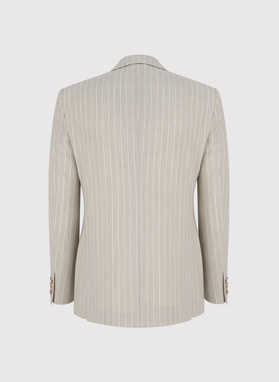  Smėlio spalvos dryžuotas kostiumas