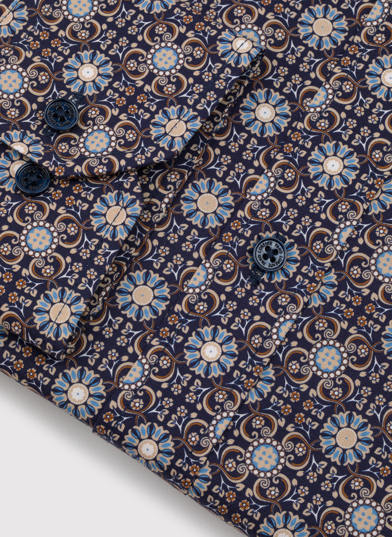 Vyriški marškiniai geometriniu raštu