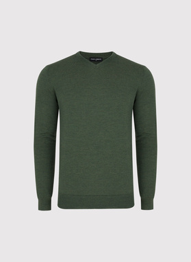 Žalios spalvos vilnonis megztinis