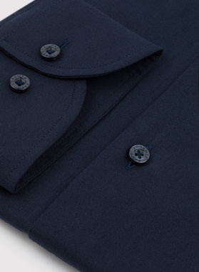 Tamsiai mėlyni vyriški marškiniai