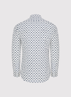 Balti marškiniai mėlynu geometriniu raštu