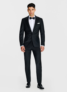 Juodas smokingo švarkas