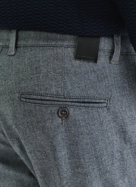 Tamsiai mėlynos vyriškos laisvalaikio kelnės