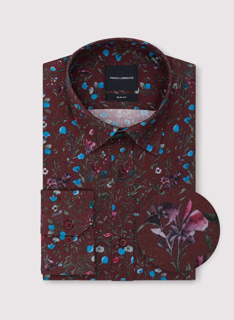 Tamsiai raudoni gėlėti marškiniai