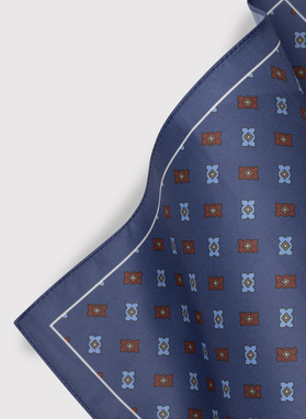 Tamsiai mėlyna vyriška kišeninė nosinaitė spalvotu mikroraštu