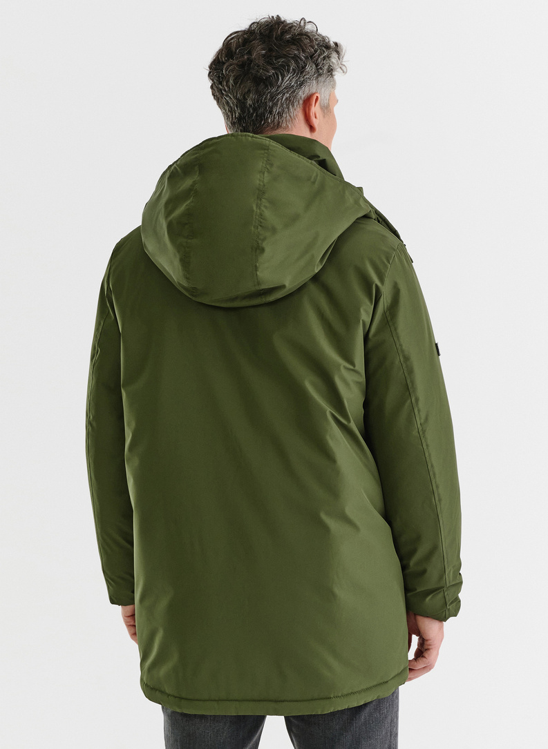 Žieminė žalios spalvos striukė su gobtuvu