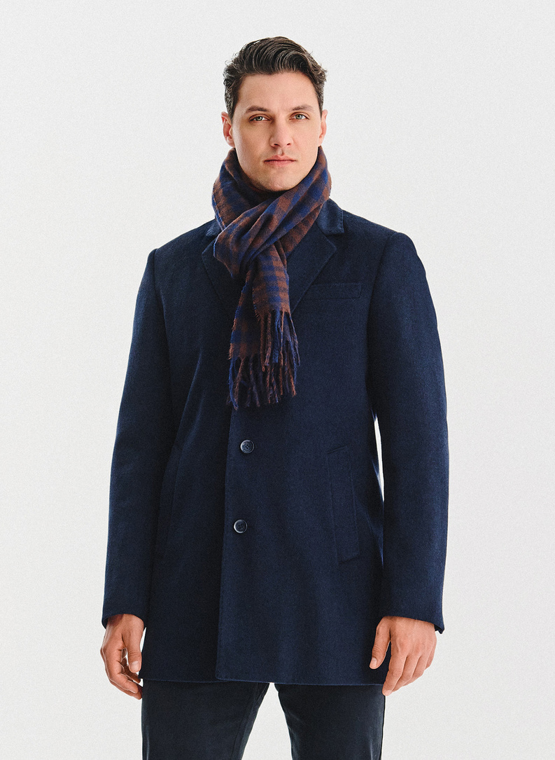 Rudas šalikas langeliais