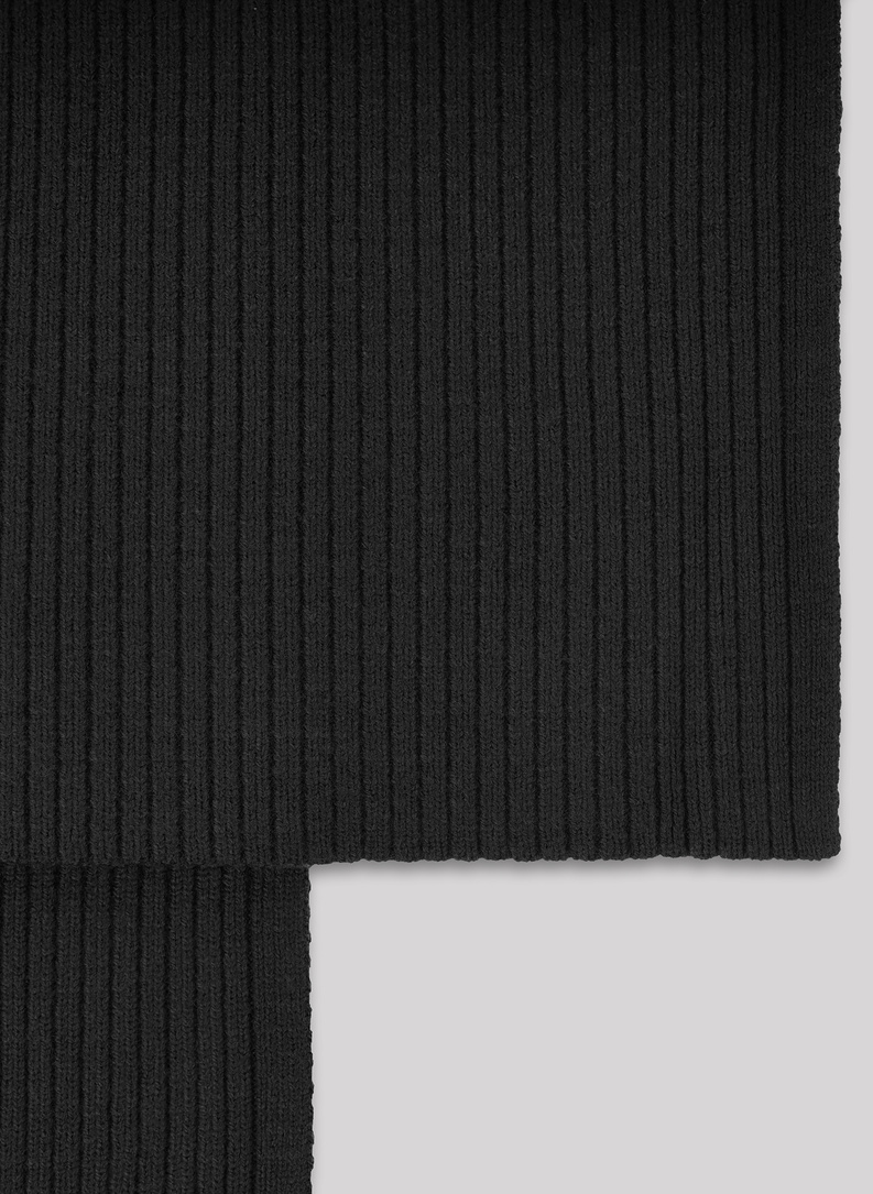 Vyriškas juodas komplektas: kepurė ir šalikas