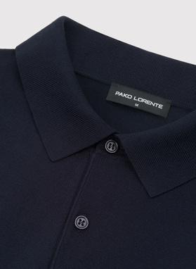 Tamsiai mėlynas polo megztinis