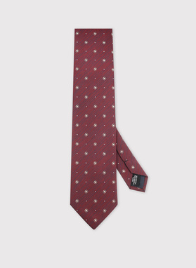 Tamsiai raudonas kaklaraištis geometriniu raštu