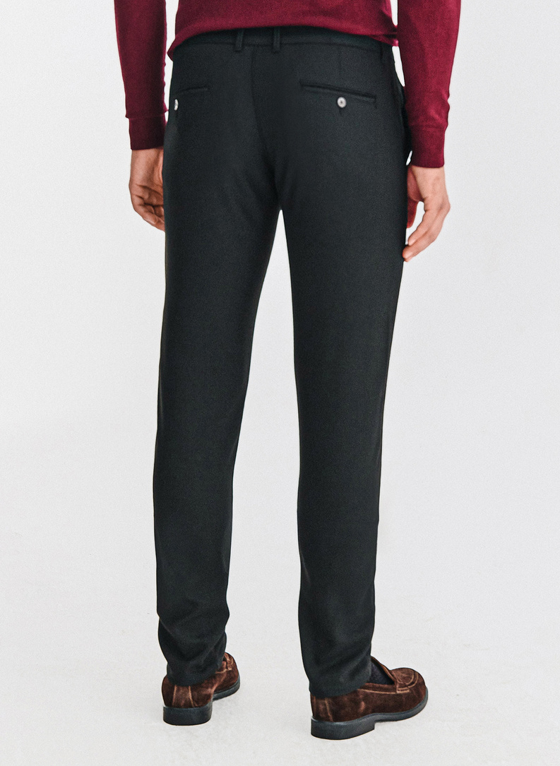 Juodos vyriškos kelnės