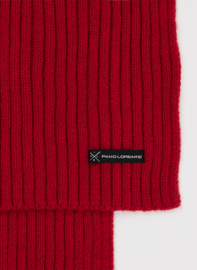 Raudonas vyriškas šalikas