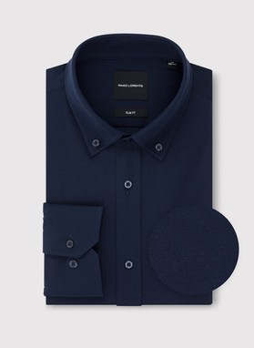 Tamsiai mėlyni marškiniai su medvilne