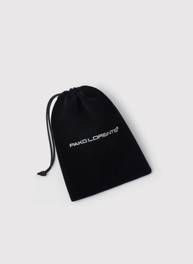 Juoda vyriška peteliškė