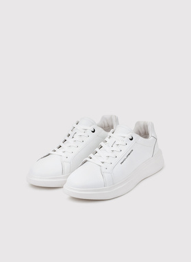 Balti vyriški sportbačiai su PL logotipu