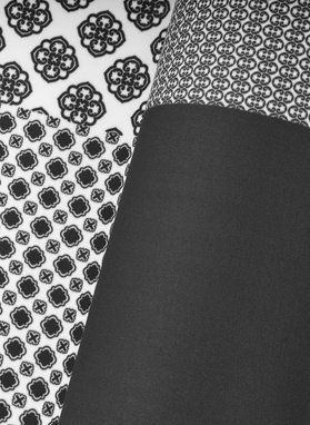 Juoda raštuota kišeninė nosinaitė