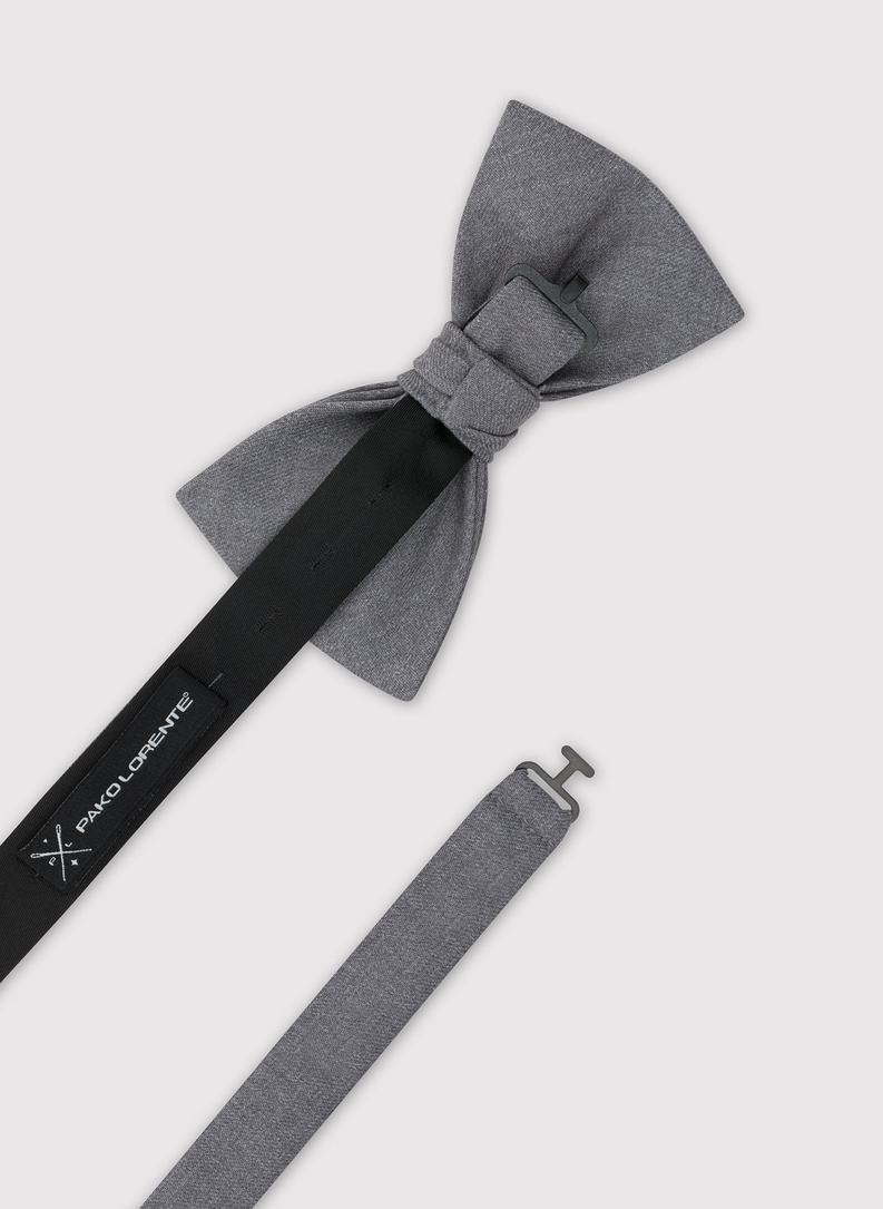 Pilka vyriška peteliškė be raštų