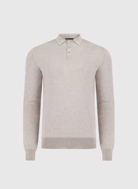 Smėlinės spalvos polo megztinis