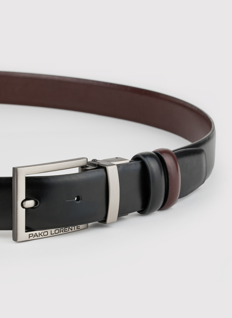 Dvipusis odinis diržas su matine sagtimi