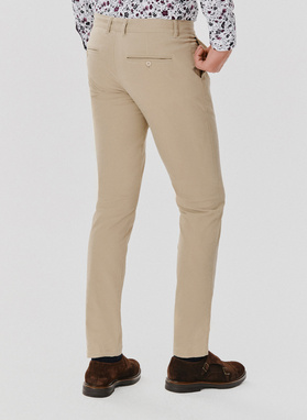 Smėlio spalvos vyriškos kelnės be raštų
