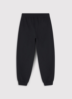 Juodos spalvos treninginės kelnės