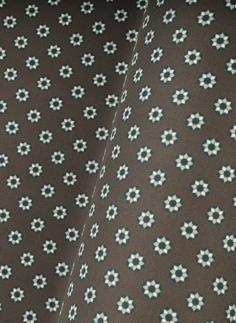 Tamsiai žalia kišeninė nosinaitė mikroraštu