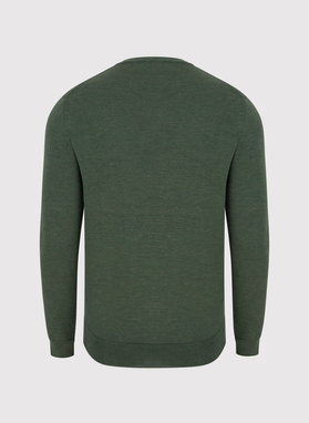 Žalios spalvos vilnonis megztinis