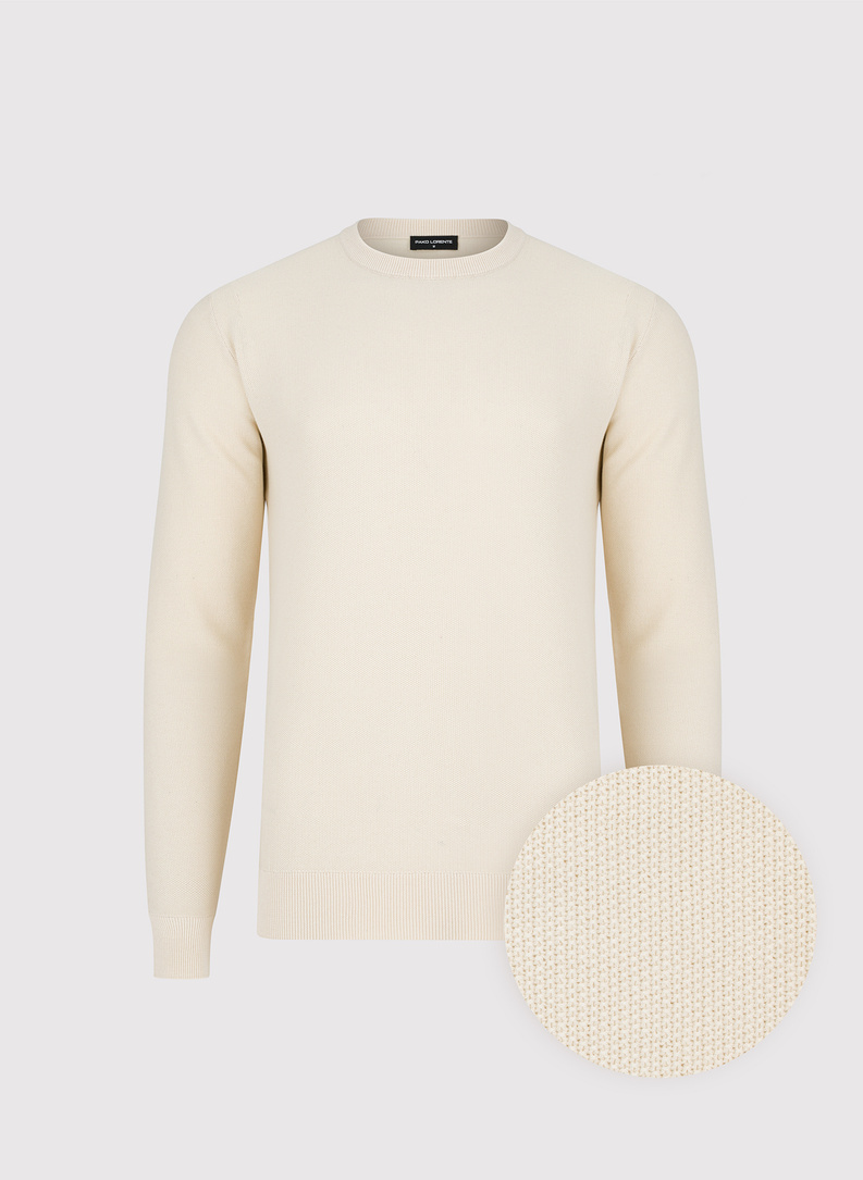 Vyriškas megztinis su O formos iškirpte