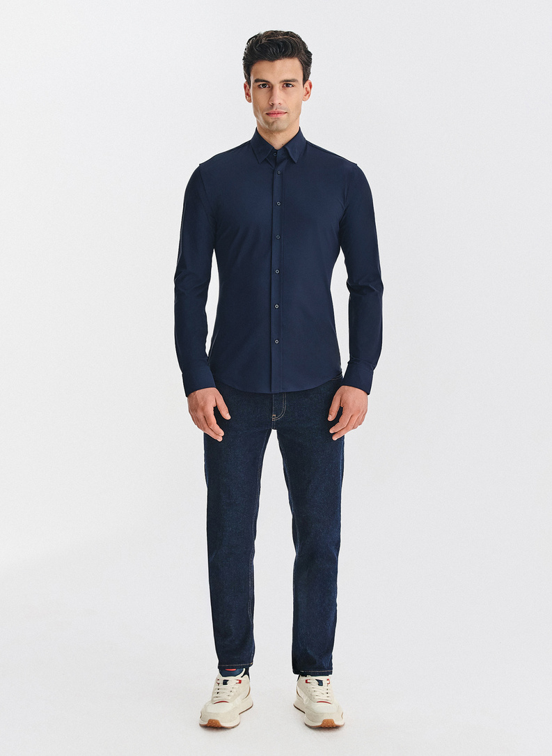 Tamsiai mėlyni vyriški marškiniai