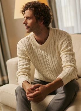 Smėlinis vyriškas megztinis su kašmyru