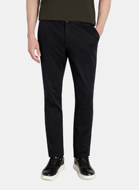 Tamsiai mėlynos vyriškos kelnės