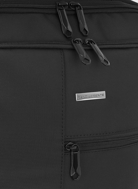 Juoda vyriška kuprinė su USB