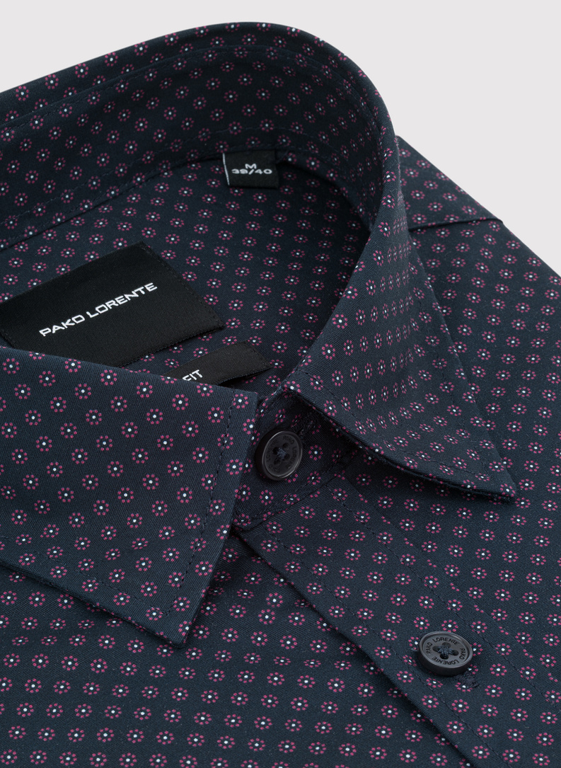 Tamsiai mėlyni gėlėti marškiniai