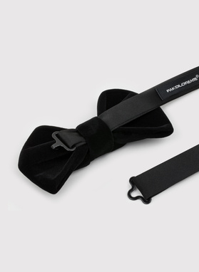 Juoda vyriška peteliškė