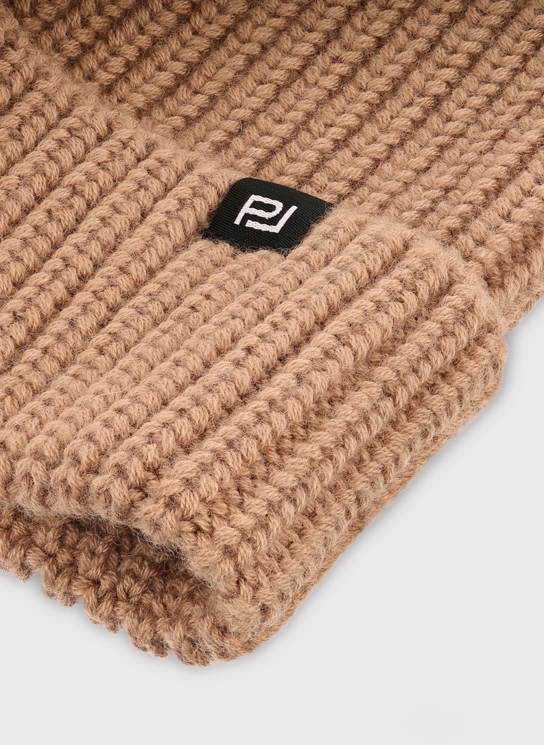 Smėlinė vyriška kepurė su vilna