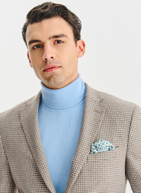 Šviesiai rudas švarkas smulkiais langeliais