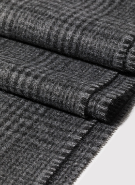 Pilkas languotas vyriškas šalikas