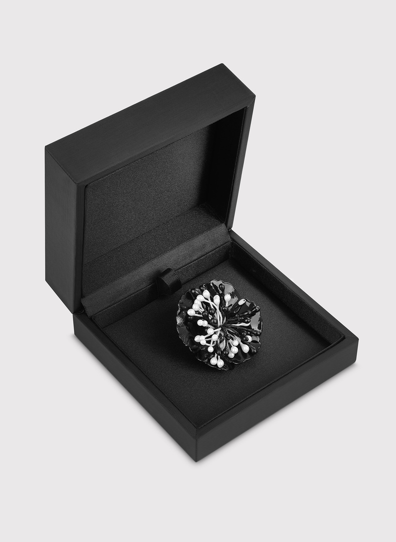 Juoda vyriška sagė