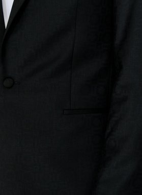 Juodas smokingo švarkas