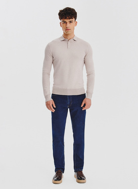 Smėlinės spalvos polo megztinis