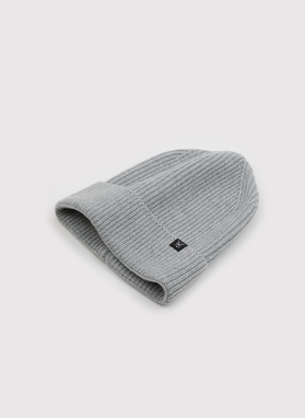 Pilkos spalvos medvilninė kepurė