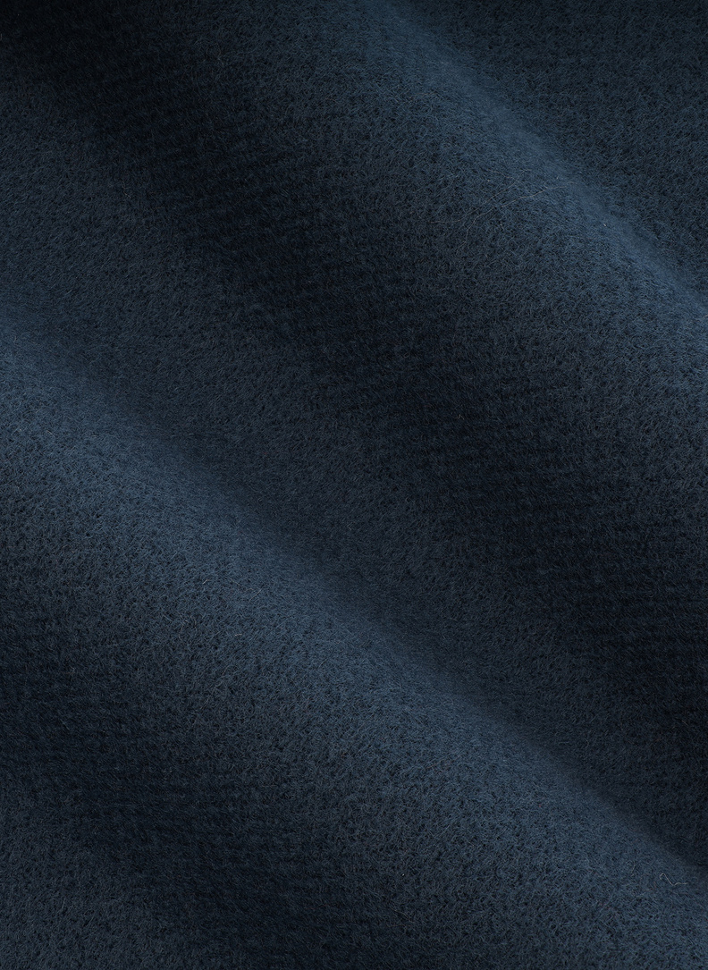 Tamsiai mėlynas vyriškas šalikas