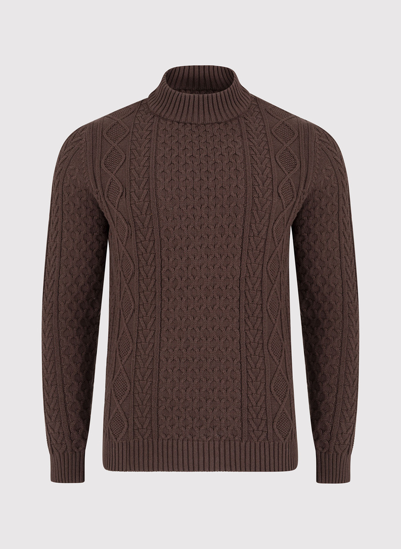 Bronzos spalvos pusgolfis pynutės raštu