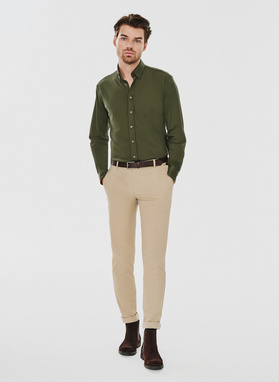 Smėlio spalvos vyriškos kelnės be raštų