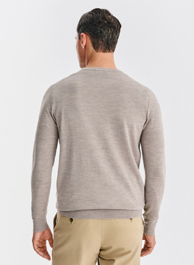 Smėlinės spalvos vilnonis megztinis