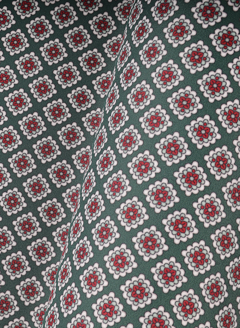 Žalia kišeninė nosinaitė mikroraštu