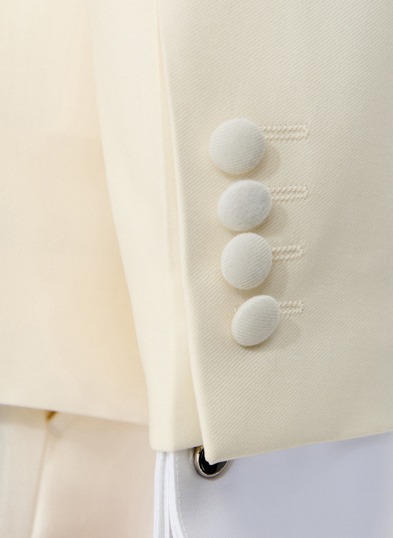 Smėlio spalvos vilnonis smokingo švarkas