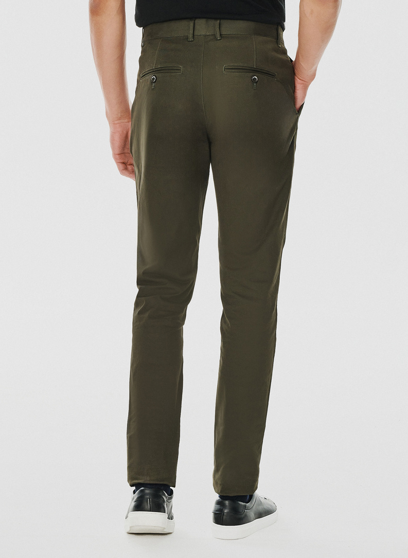 Žalios spalvos vyriškos kelnės be raštų