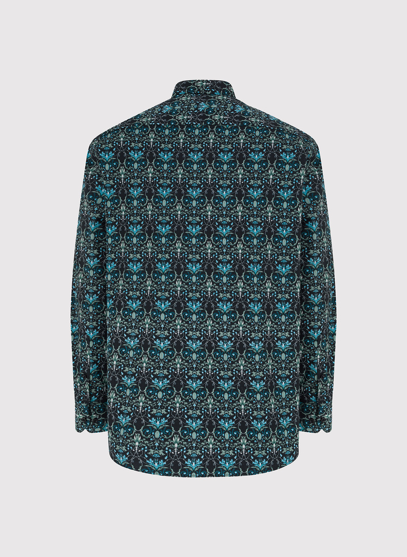 Juodi marškiniai turkio gėlėmis